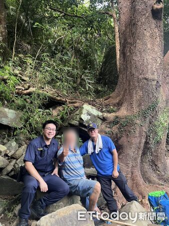 ▲滿州警消找到孫男。(圖/記者陳崑福翻攝)