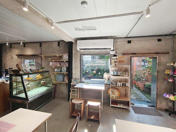 ▲▼一眼眺望太平洋龜山島美景,梗枋漁鐵驛站 漁村廚房。(圖/部落客wisely提供)