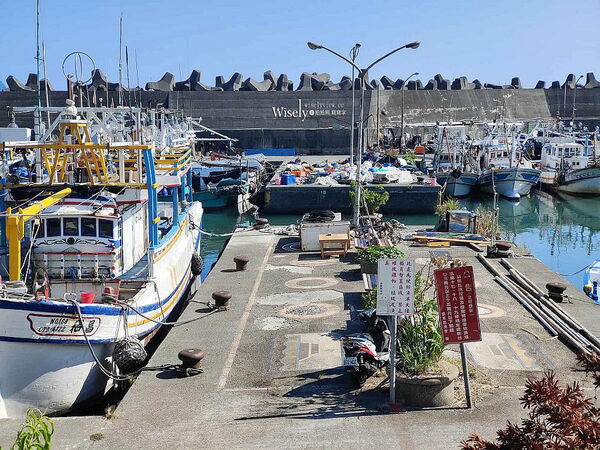 ▲▼一眼眺望太平洋龜山島美景,梗枋漁鐵驛站 漁村廚房。(圖/部落客wisely提供)
