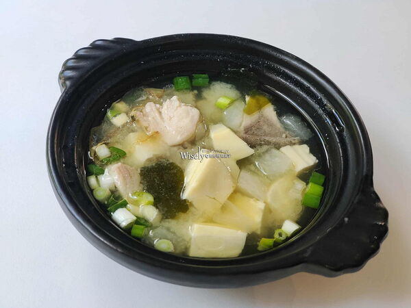 ▲▼一眼眺望太平洋龜山島美景,梗枋漁鐵驛站 漁村廚房。(圖/部落客wisely提供)