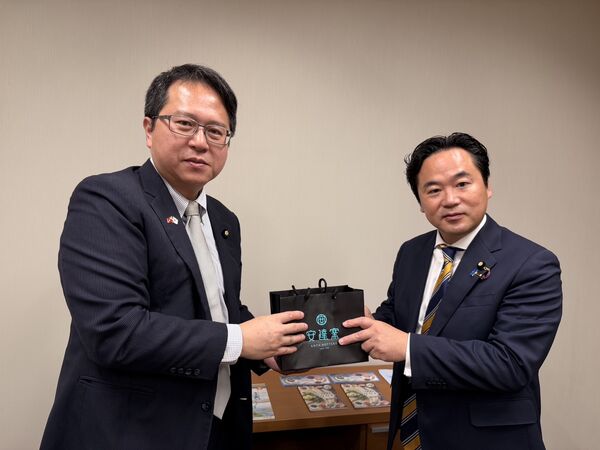 ▲▼民進黨立委邱志偉分別拜會自民黨廣報本部長、眾議員鈴木貴子和國民民主黨眾議員西岡義高、岸田光廣與參議員原田秀一。(圖/立委邱志偉國會辦公室提供)