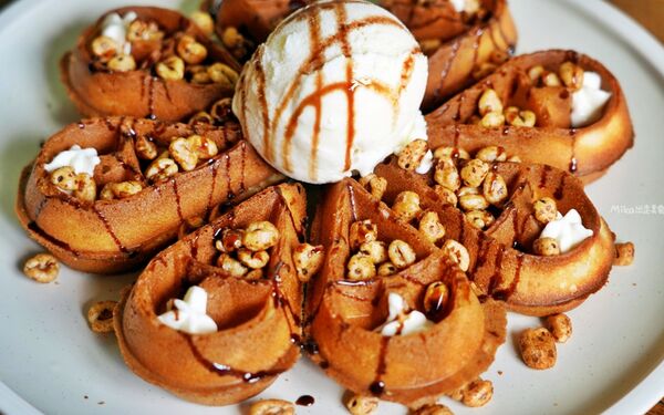 ▲▼GUOGANG CAFE 過港仔咖啡。(圖/部落客Mika授權提供)