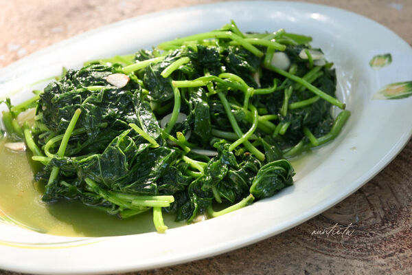 ▲▼竹湖土雞城。(圖/部落客水晶安蹄不務正業過生活授權提供)