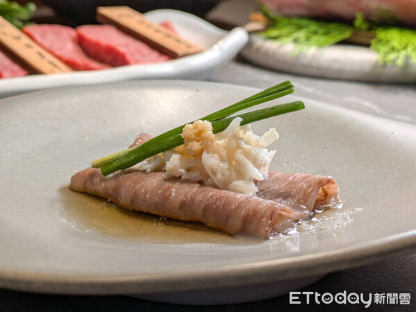 ▲吃得到北海道人氣「白老牛」 上吉燒肉2號店插旗大巨蛋商圈。(圖/記者黃士原攝)