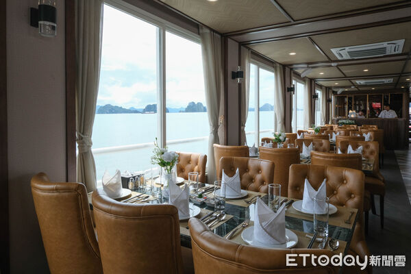 ▲北越拜子龍灣五星級遊船「水晶假日號」(Crystal Holiday),越南旅遊,遊船,遊艇,拜子龍灣。(圖/記者彭懷玉攝)