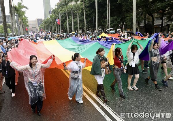 ▲▼2025台灣同志遊行 。(圖/記者李毓康攝)