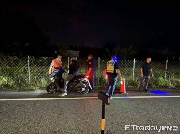 ▲東港警方27日啟動酒駕取締專案。(圖/記者陳崑福翻攝)