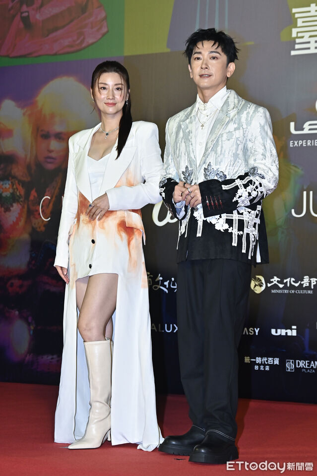▲▼施名帥、朱芷瑩出席《2025 臺北時裝週》跨界時尚大秀。(圖/記者李毓康攝)