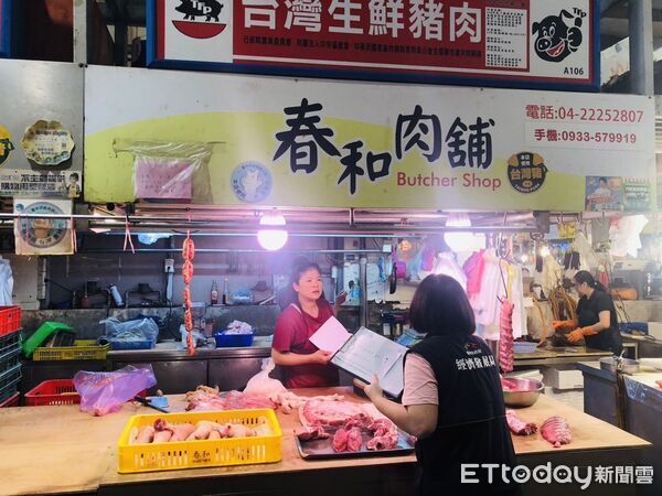 ▲全國禁宰延長衝擊生計,台中市府宣布:193豬肉攤「免收費」減負擔。(圖/台中市政府提供)