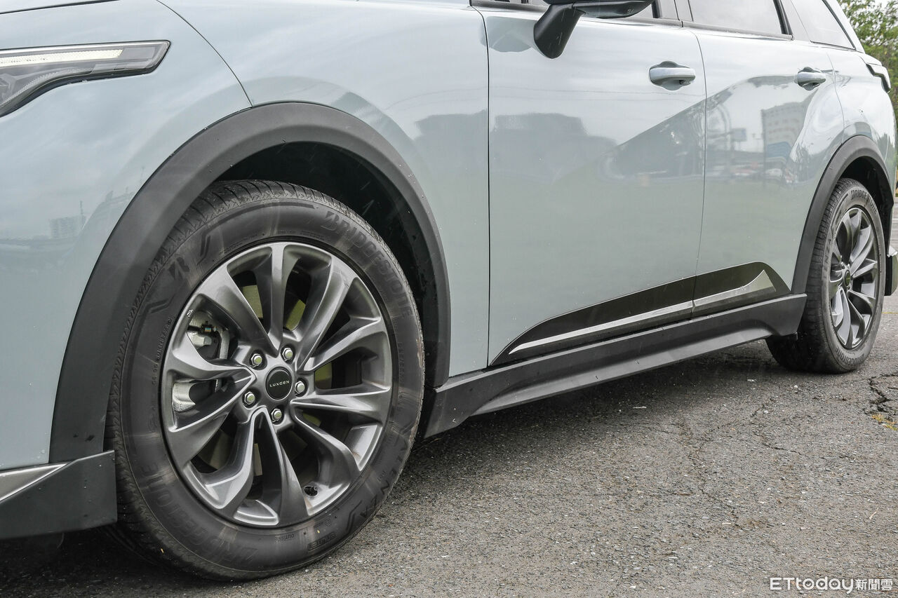 ▲納智捷新n7特仕車誠意滿滿,外觀、內裝配備升級!(圖/記者徐煜展攝)