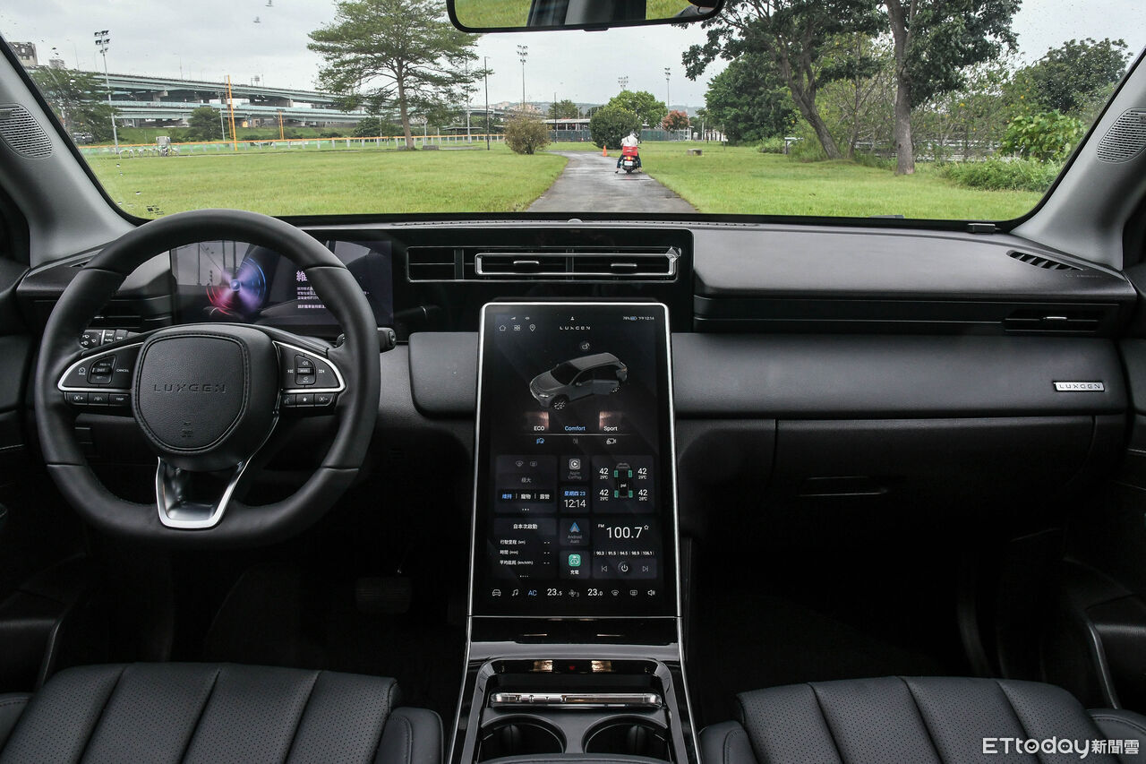 ▲納智捷新n7特仕車誠意滿滿,外觀、內裝配備升級!(圖/記者徐煜展攝)