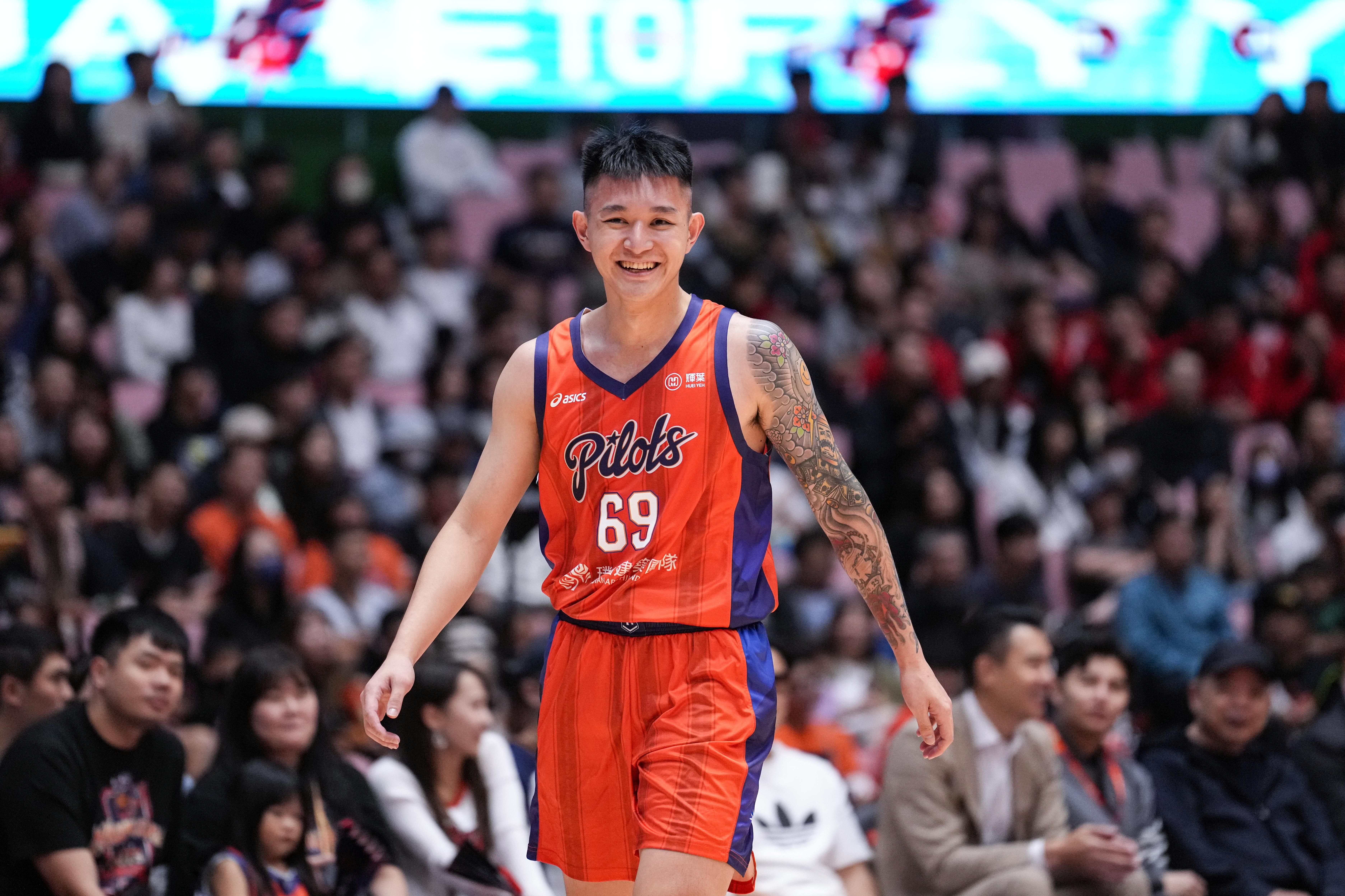 ▲▼領航猿開幕戰擊潰勇士,「夜王」盧峻翔。(圖/PLG提供)