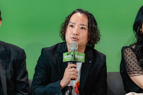 ▲《咒死你》夢多、范瑞君、邵奕玫、楊宇騰、導演宇賀那健一、海津雪乃、林思廷、製片鈴木祐介出席高雄電影節。(圖/高雄電影節提供)