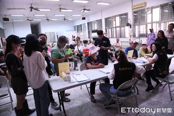 ▲▼災民小型家電部分前已陸續展開發放作業前。(圖/花蓮縣政府提供,下同)