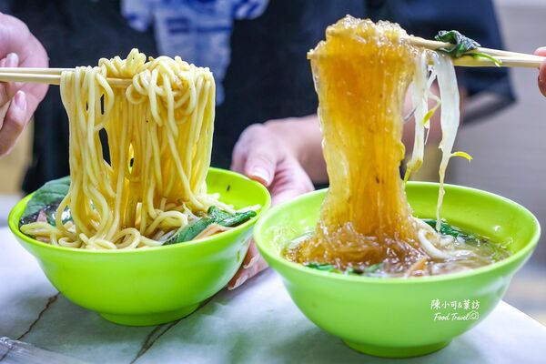 ▲▼西門町阿添羊肉羹、魷魚羹。(圖/部落客陳小可的吃喝玩樂授權提供)