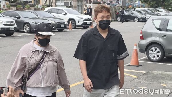▲▼藝人閃兵案開庭,大根到新北地院。(圖/記者黃哲民攝)