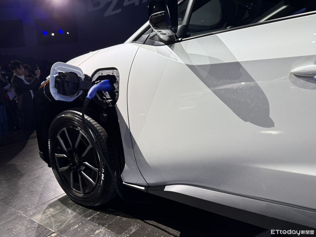 ▲TOYOTA BZ4X。(圖/記者徐煜展攝)