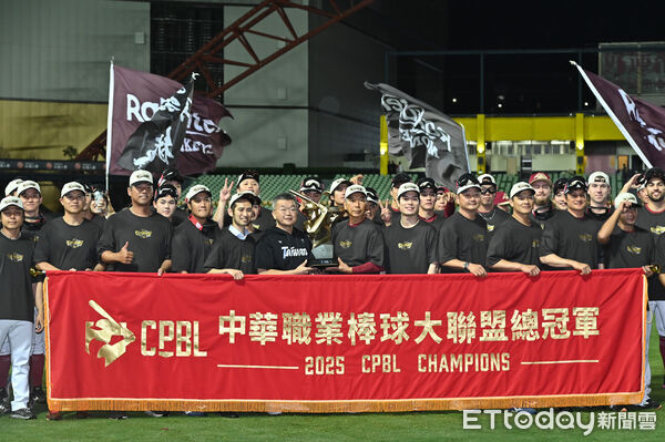 ▲▼2025中職台灣大賽,樂天桃猿拿下總冠軍。(圖/記者李毓康攝)