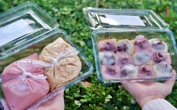 ▲▼桃園傳統古早味手工純糯米「康家客家手工麻糬」粉紅少女麻糬每日限量20盒。(圖/部落客Mika提供)