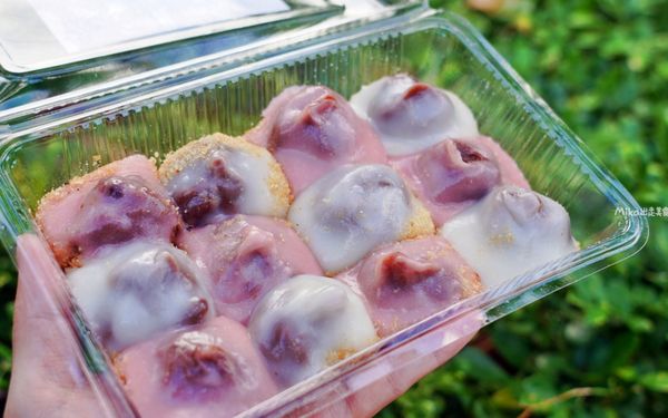 ▲▼桃園傳統古早味手工純糯米「康家客家手工麻糬」粉紅少女麻糬每日限量20盒。(圖/部落客Mika提供)