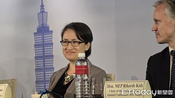 ▲▼2025福爾摩沙俱樂部台北年會國際記者會副總統蕭美琴、年會主席暨歐洲議會外交委員會議員柯理和(Rihards Kols)。(圖/記者詹詠淇攝)