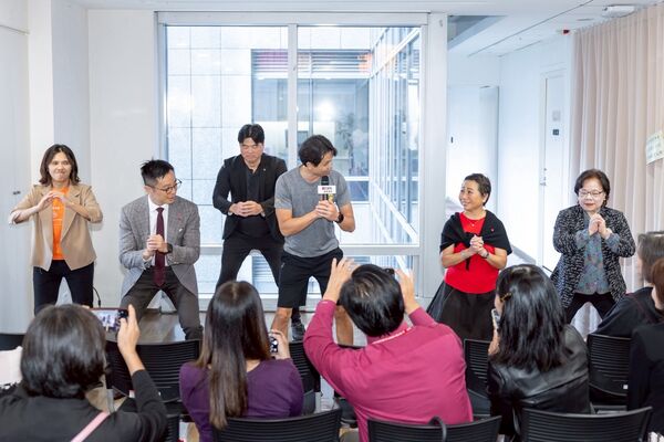 ▲▼ 勵馨基金會與星展基金會跨領域合作。左起:馳綠國際股份有限公司許佳鳴執行長、財團法人弘道老人福利基金會李若綺執行長、星展銀行(台灣)總經理黃思翰、星展基金會負責人。(圖/勵馨基金會)