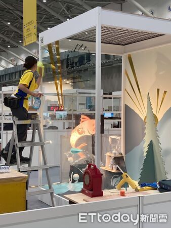 ▲展示設計國手莊玉雪以黑馬之姿勇奪國手資格,將代表台灣出戰2026國際技能競賽。(記者林東良翻攝,下同)