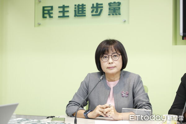 ▲▼立法院民進黨團召開「譴責中共 對台威嚇變本加厲 鎖定公民跨境鎮壓 」記者會,立委林月琴、陳培瑜、鍾佳濱、范雲出席。(圖/記者湯興漢攝)