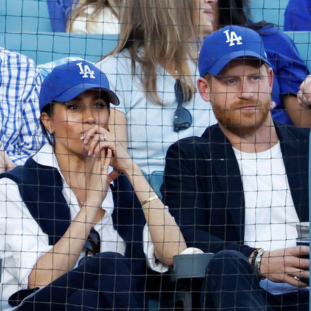 ▲▼世界大賽G4星光雲集,英國王室的哈利王子夫妻檔、詹姆斯(LeBron James)夫妻。(圖/截自X:MLB)