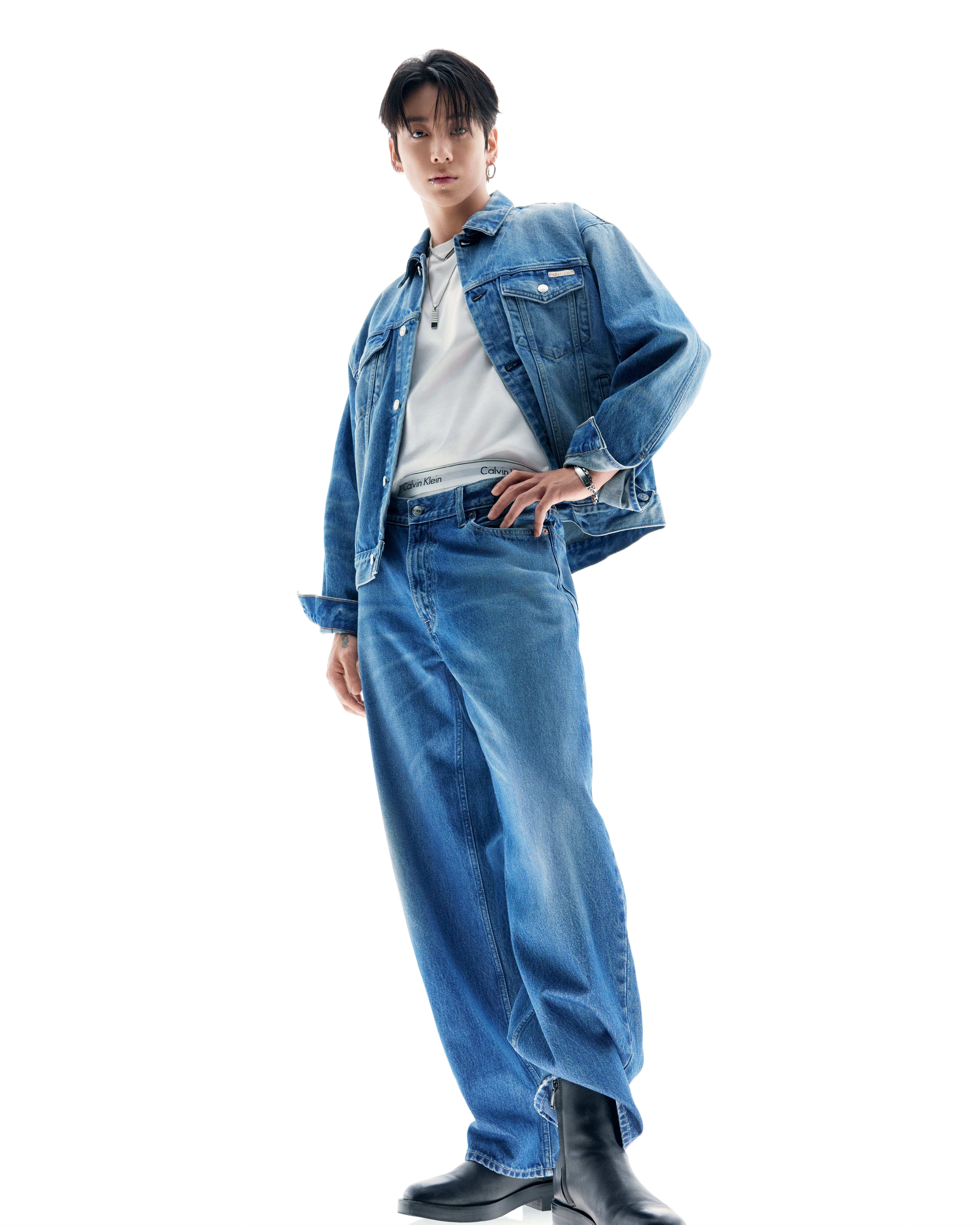 ▲▼柾國再度穿上 Calvin Klein!。(圖/品牌提供)