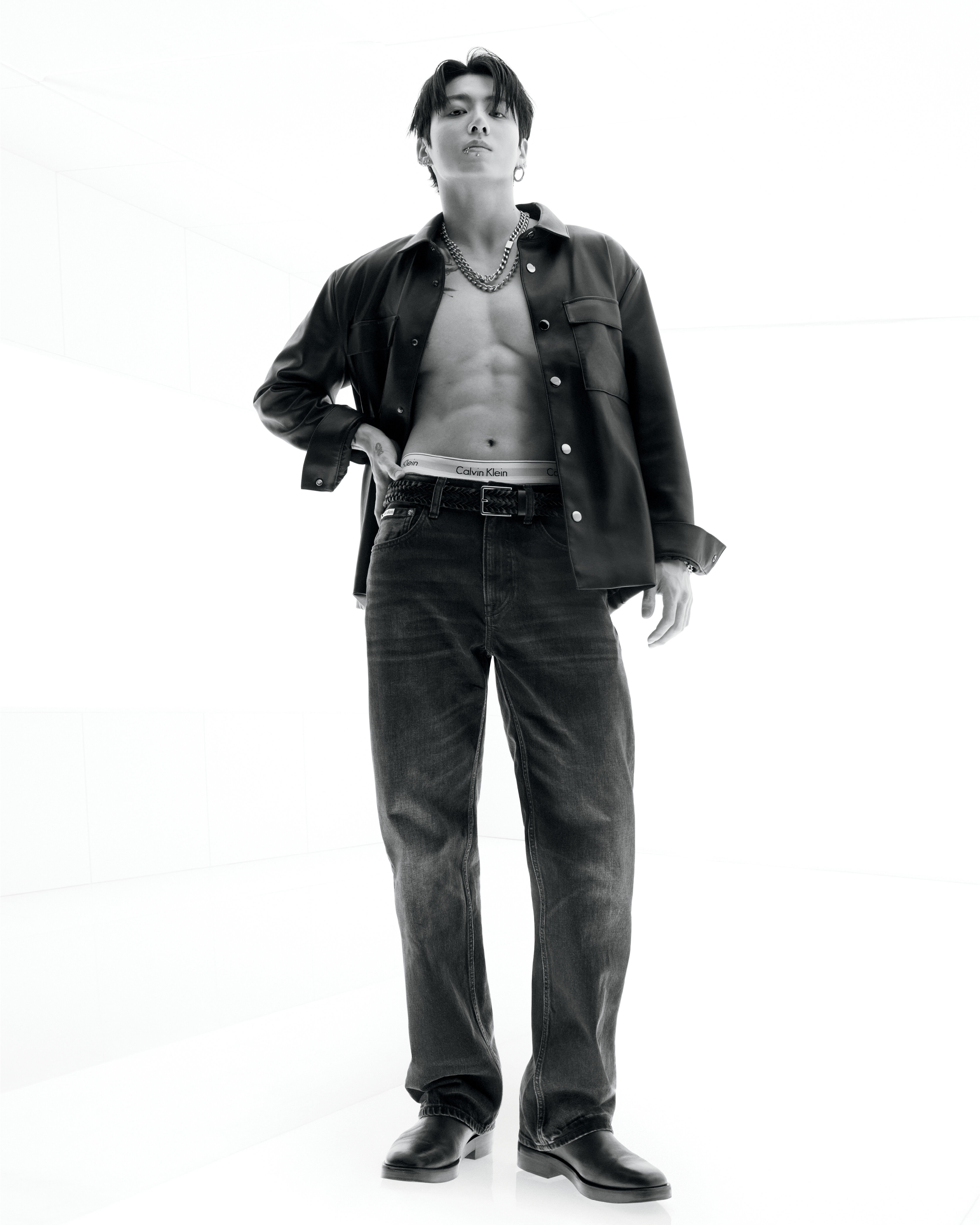 ▲▼柾國再度穿上 Calvin Klein!。(圖/品牌提供)