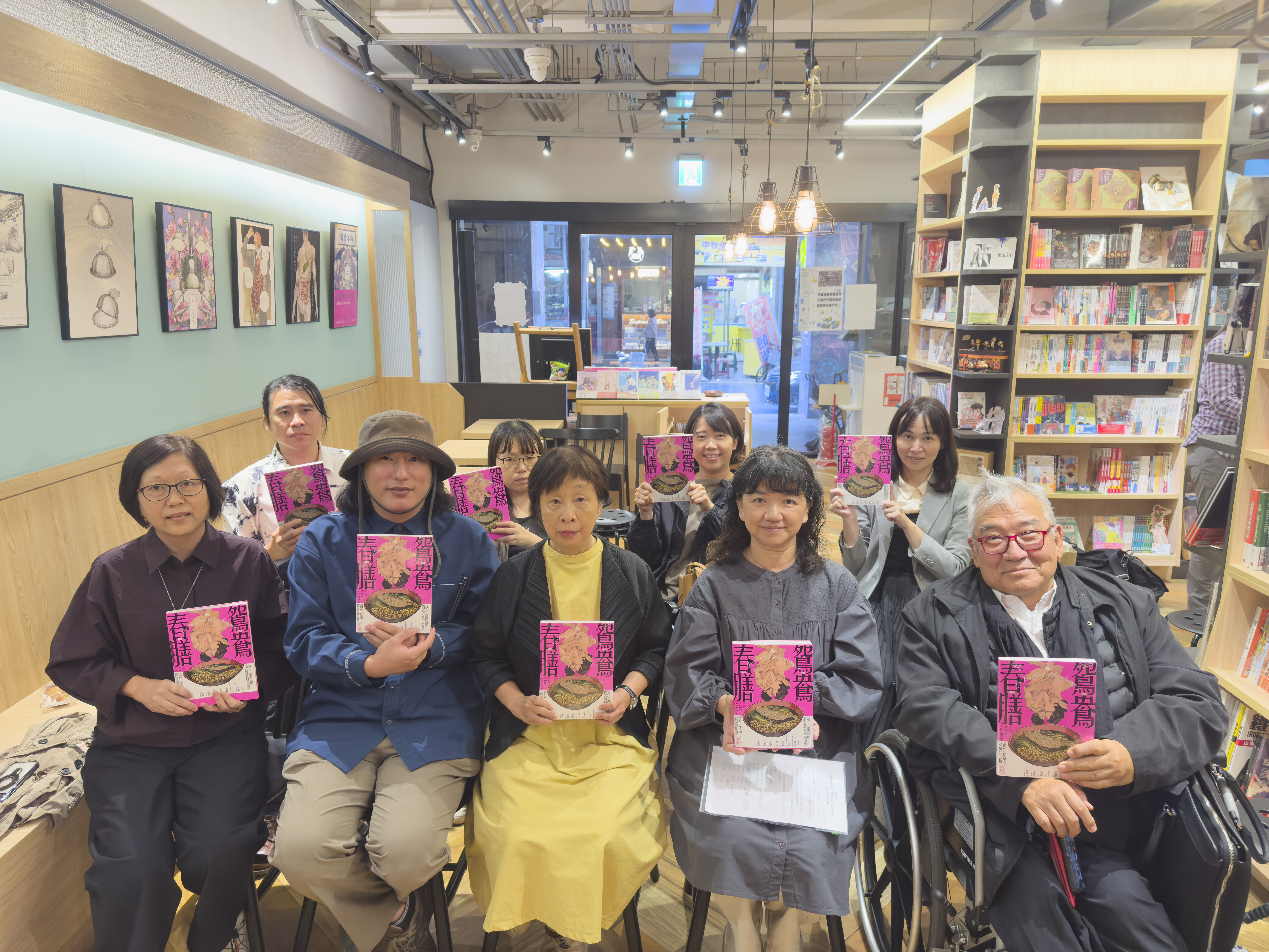 ▲▼作家李昂再度與漫畫家柳廣成跨界合作,推出《鴛鴦春膳》漫畫版。(圖/大辣出版)