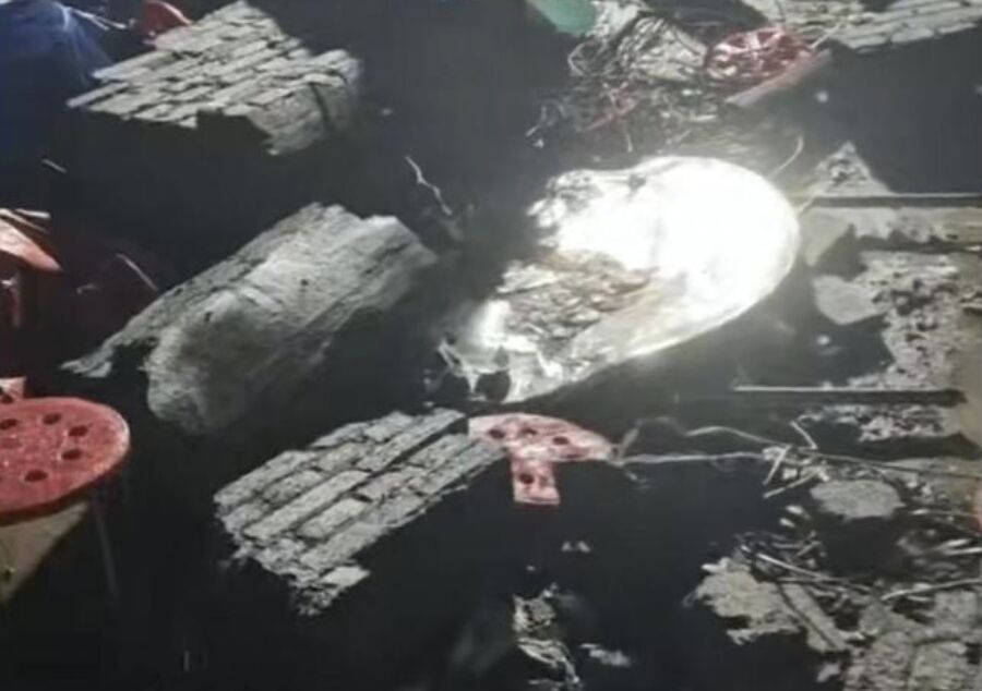 ▲雲南25歲女子參加喪禮遭牆面垮塌壓死,家屬希望釐清事件真相。(圖/翻攝澎湃新聞)