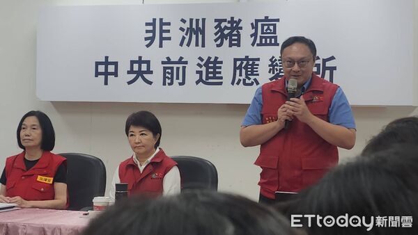 ▲盧秀燕、鄭照新出席記者會 。(圖/記者游瓊華攝)