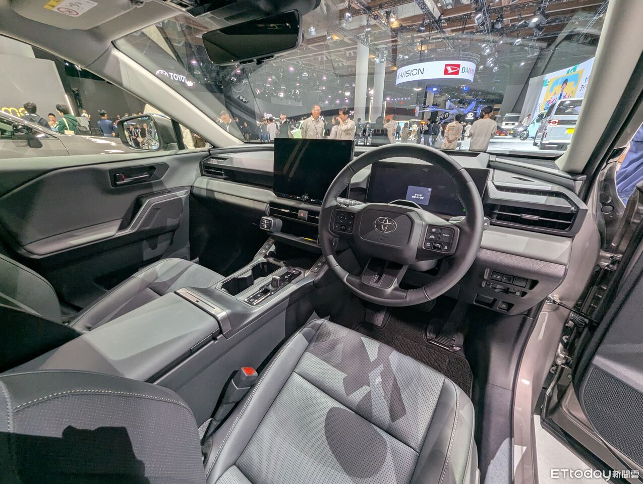 ▲TOYOTA RAV4。(圖/記者張慶輝攝)