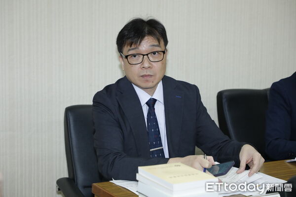 ▲▼邀請外交部、經濟部、大陸委員會報告「我國參與2025年度『亞太經濟合作(APEC)經濟領袖會議』的任務及目標」,並備質詢。圖為陸委會副主委沈有忠。(圖/記者湯興漢攝)