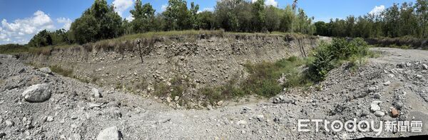 ▲高樹拍賣土地。(圖/屏東執行分署提供)