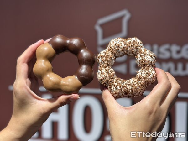 ▲▼Mister Donut今年首度攜手美國百年經典巧克力品牌「HERSHEY’S好時」推出「濃郁可可季」,一共打造10款聯名新品。(圖/記者蕭筠攝)