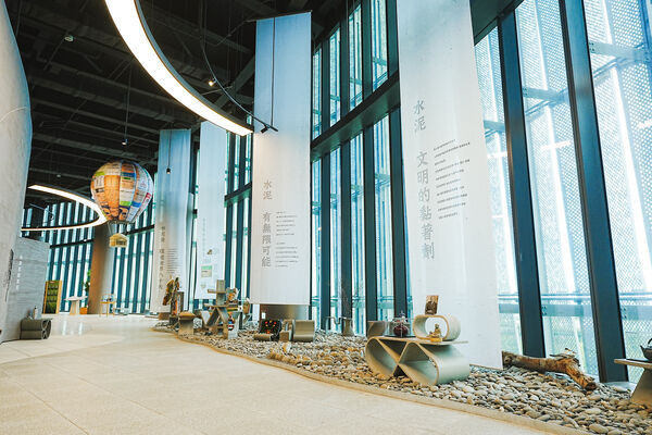 ▲▼台泥DAKA園區鸚鵡螺圖書館奇幻之旅。(圖/業者提供)