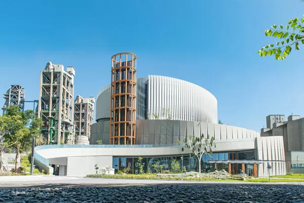 ▲▼台泥DAKA園區鸚鵡螺圖書館奇幻之旅。(圖/業者提供)