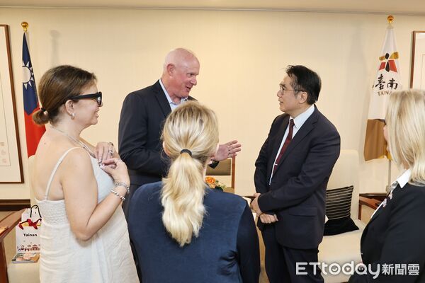 ▲台南市長黃偉哲接待美國中西部跨州議會領袖團,雙方就農業、科技及地方合作進行交流。(記者林東良翻攝,下同)