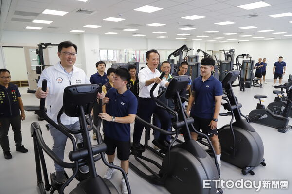 ▲▼   嘉義縣水上全民運動館開幕,即日起至11月5日免費開放   。(圖/嘉義縣政府提供)