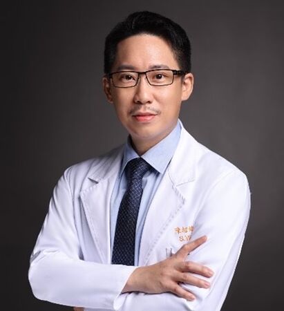 ▲▼林口長庚紀念醫院心臟血管外科主任、巨量資料及統計中心主任陳紹緯。(圖/長庚醫院提供)