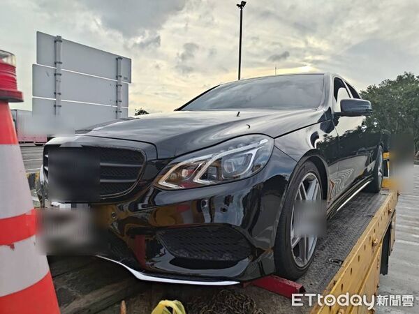 ▲▼國道三車連環撞。(圖/記者楊永盛翻攝)