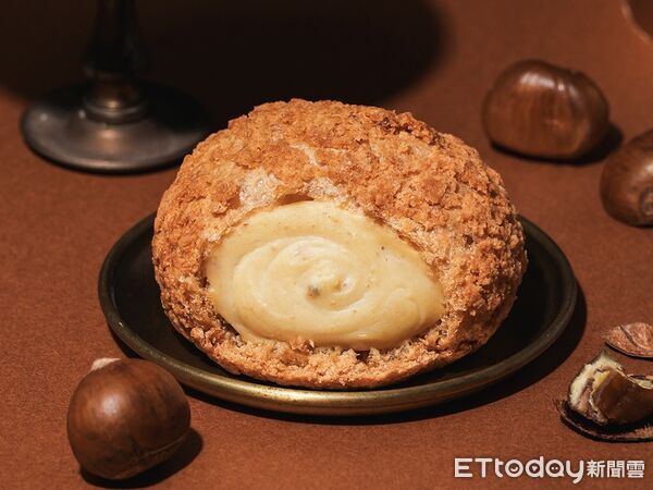 ▲▼beard papa’s11月推出期間限定「栗子泡芙」,還有「草莓泡芙」回歸。(圖/beard papa’s提供)