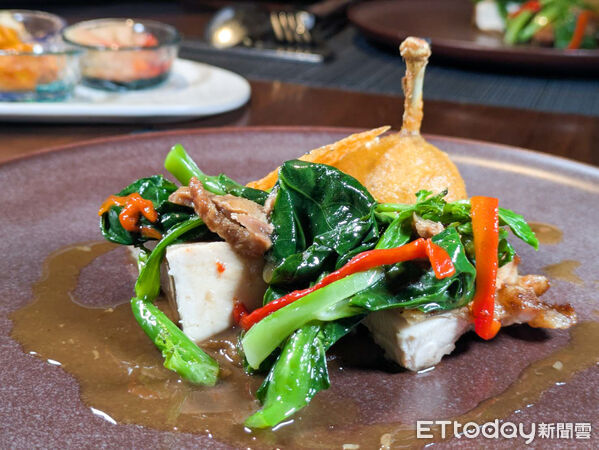 ▲「TABLEAU by Craig Yang」推出全新主題菜單「回席・Reunion Banquet」。(圖/記者黃士原攝)