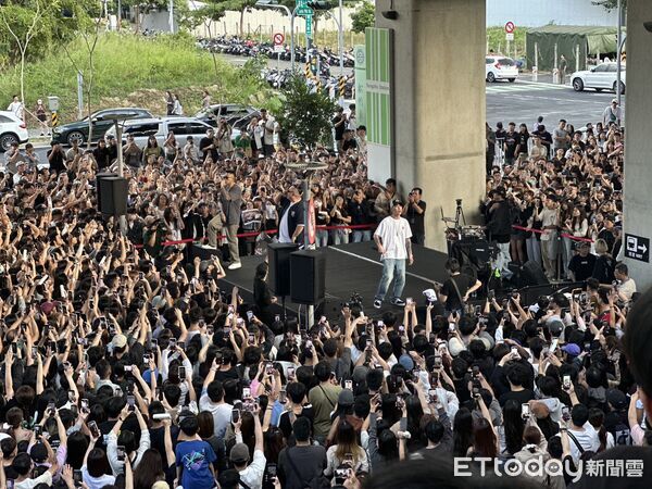 ▲▼頑童,台中,車站,松竹。(圖/記者許權毅攝)