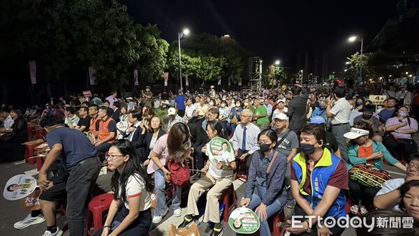 ▲▼林岱樺首場造勢晚會於岡山河堤公園舉行。(圖/記者陳宏瑞攝)