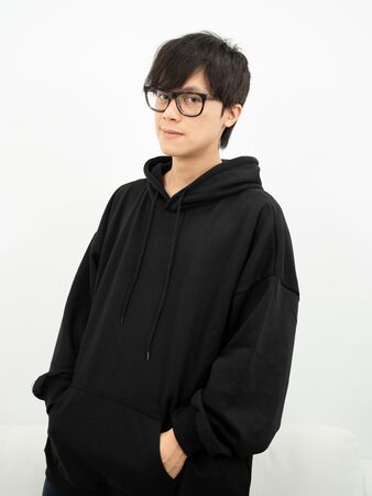 ▲HowHow被封「業配之王」靠1招海撈,曝想與老婆鄧福如有「新計劃」。(圖/《樂團祭》提供)