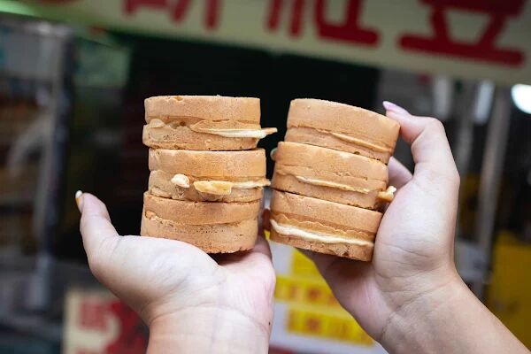 ▲▼桃園中壢美食「3個十元紅豆餅」雞蛋糕竟然用鮮奶而不是奶粉!(圖/部落客美熊提供)